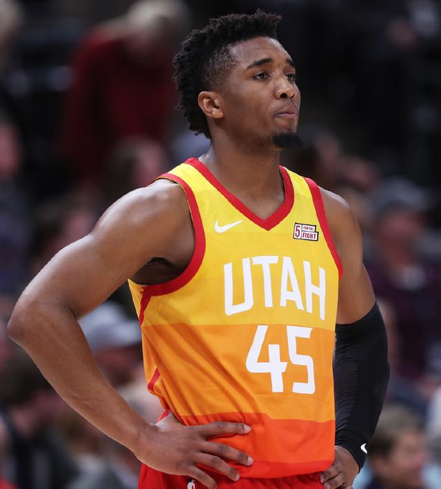 泰斯一度以 泰斯一度以