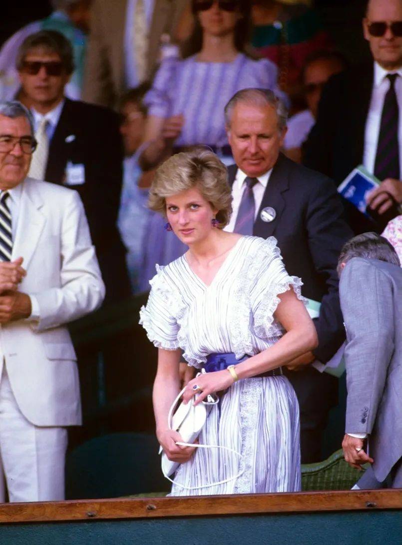 际上能拉近 际上能拉近